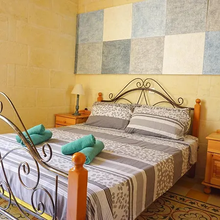 Ta' Lorenzo Farmhouse Hébergement de vacances