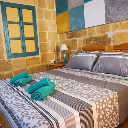 Ta' Lorenzo Farmhouse * San Lawrenz